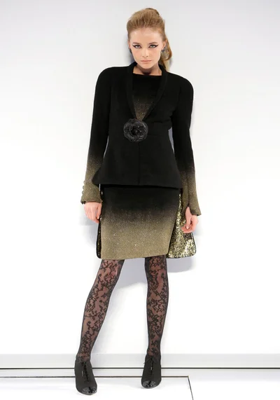 Look 18